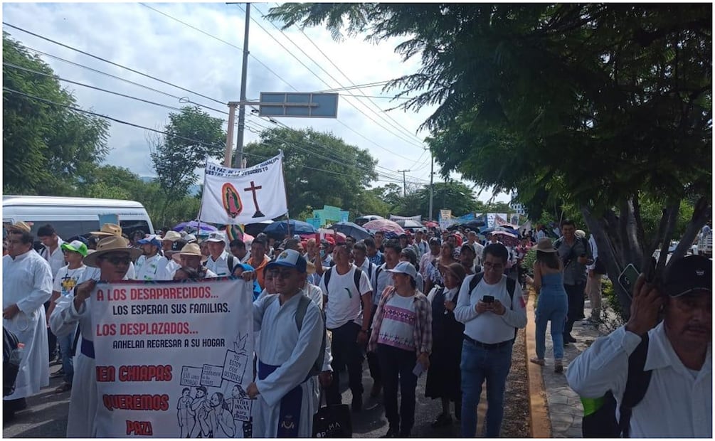 Obispos de Chiapas encabezan marcha-peregrinación por la paz en el estado. Foto: Especial
