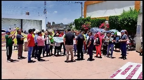 Vendedores denuncian abusos en Chiconcuac