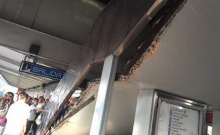 Stairway collapse leaves two wounded in subway station in Mexico City