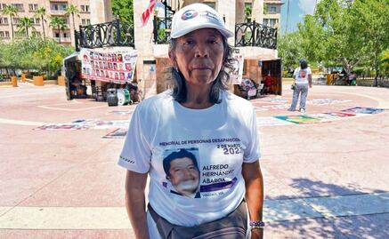 Madres que rastrean a sus hijos entre los vivos