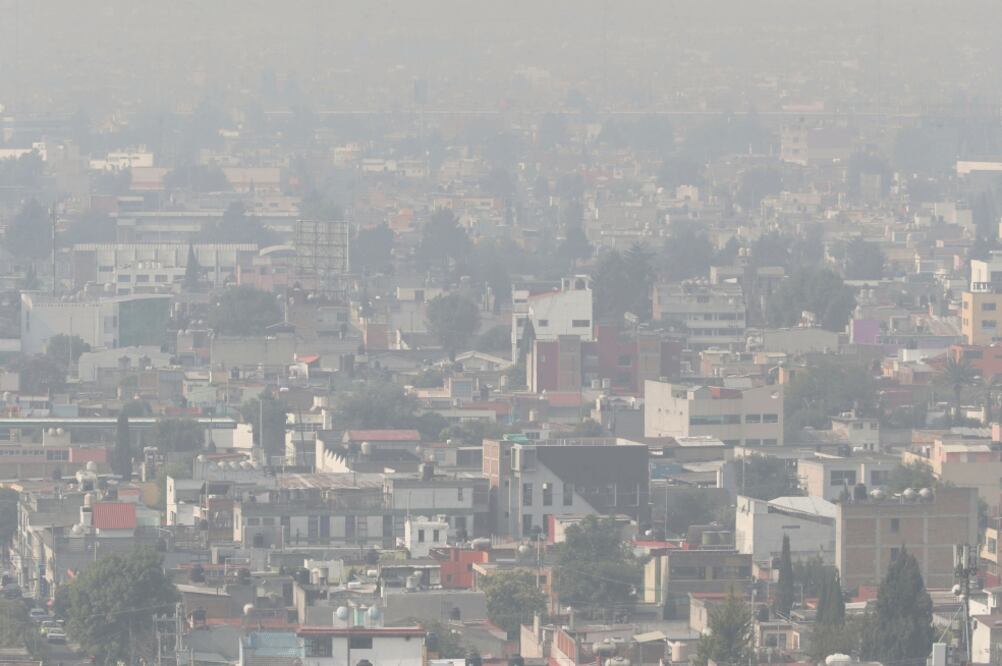 Por primera vez se decretó una restricción por los altos niveles de contaminación en 16 municipios en el Valle de Toluca. / JORGE ALVARADO. EL UNIVERSAL