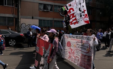 CNTE en CDMX marcha al Zócalo para entregar carta a Sheinbaum; anuncian "receso"