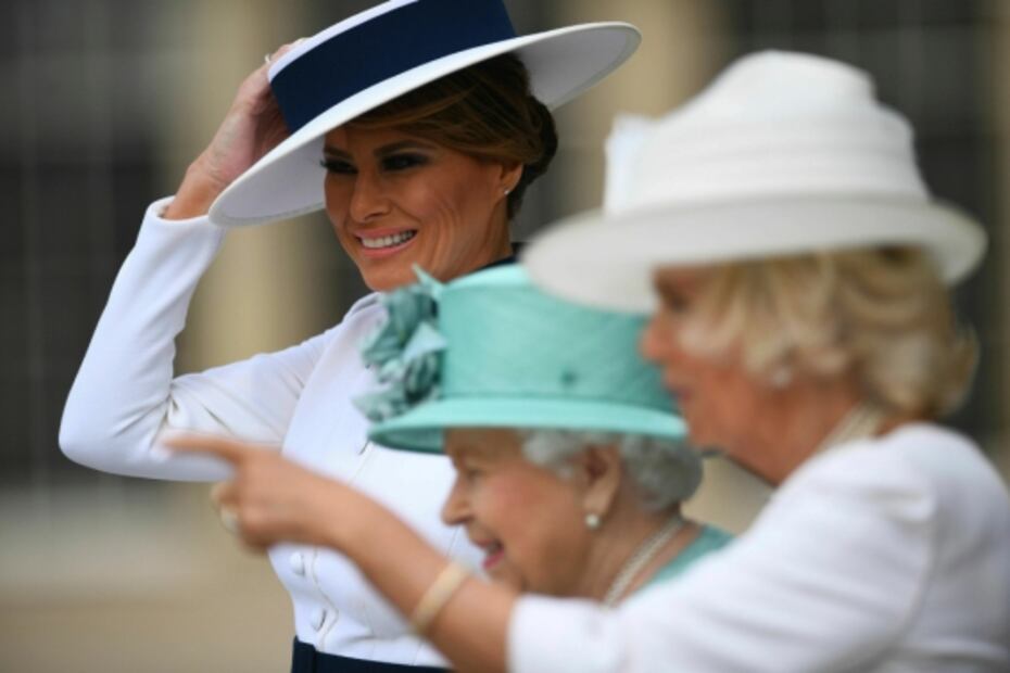 Este es el look de Melania Trump para su visita con la reina Isabel II