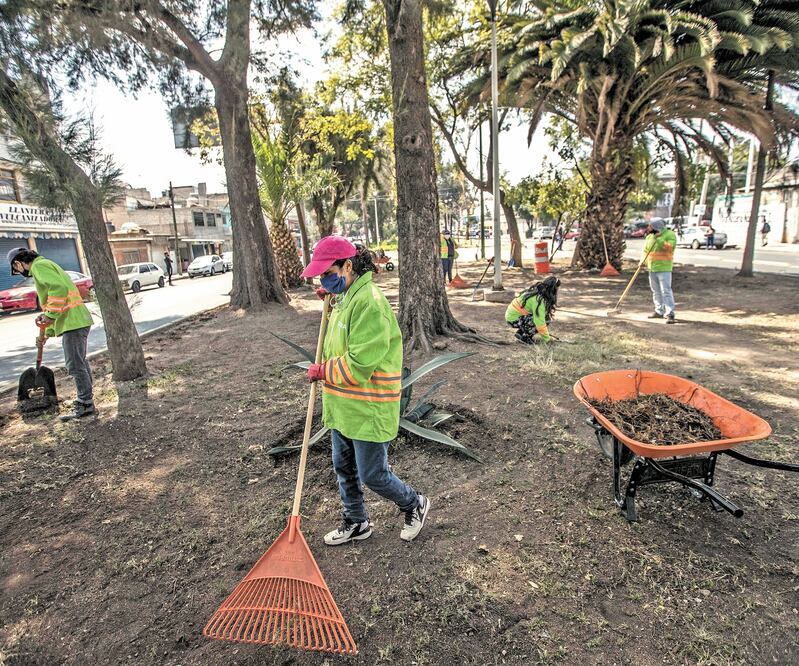 Las personas tienen todas las medidas sanitarias. Foto: GERMÁN ESPINOSA. EL UNIVERSAL