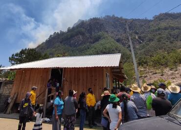 Incendio forestal deja cuatro muertos en Magdalena Peñasco, en la Mixteca de Oaxaca