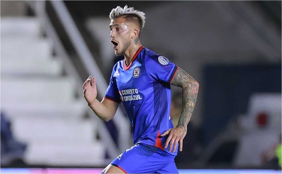Gonzalo Piovi en su debut con Cruz Azul. FOTO: IMAGO7