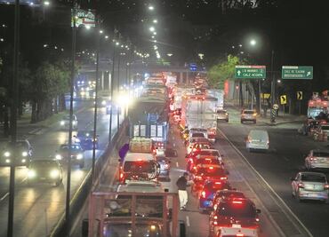 Caos vial de 8 horas este viernes: buscan a Carolina
