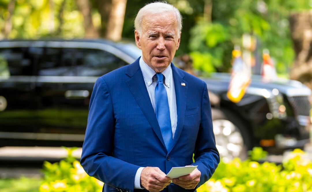 El presidente Joe Biden hace una declaración después de una reunión de líderes del G7 y la OTAN en Bali, Indonesia. Foto: AP