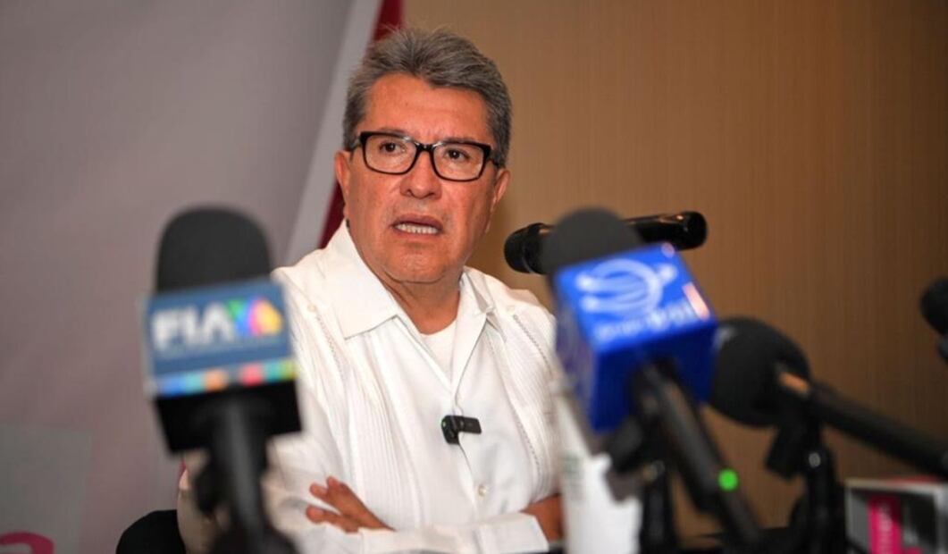 Morena y sus aliados no pueden dar por muerta a la oposición, porque corren el riesgo de llevarse una sorpresa en la elección presidencial del próximo año, señaló el senador con licencia Ricardo Monreal. Foto: especial