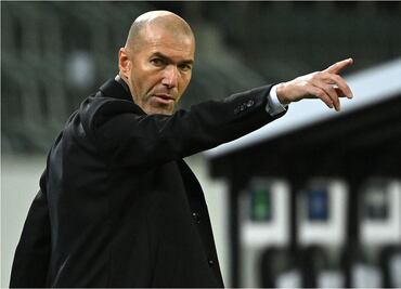 Zidane deja el banquillo del Real Madrid