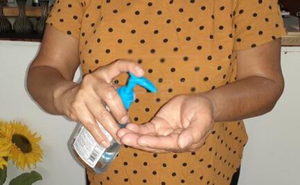 Ella es Lupe Hernández, la latina que creó el gel antibacterial en 1966