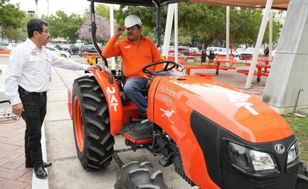Entregan equipo nuevo a dos campus de UAT; será para "fortalecer el crecimiento y la transformación de la universidad”: Rector