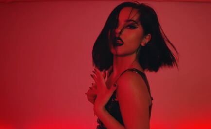 Becky G comparte una parte de su disco: "Mala Santa"