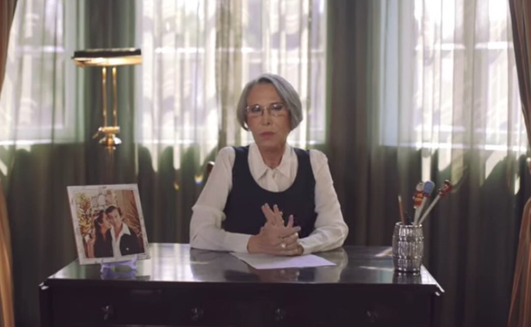 El nombre de Florinda Meza no se menciona en la serie “Chespirito: Sin querer queriendo”.