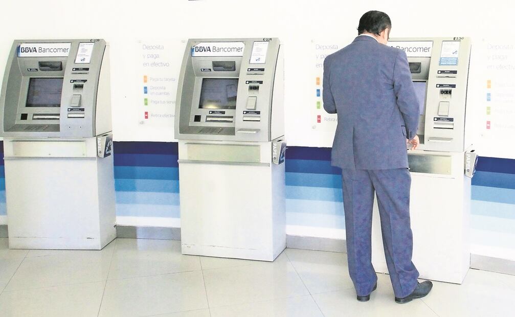 El banco más grande que opera en México publica mensualmente el Consumo Big Data BBVA Research, donde registra la transaccionalidad en sus productos financieros. Foto: Archivo/El Universal