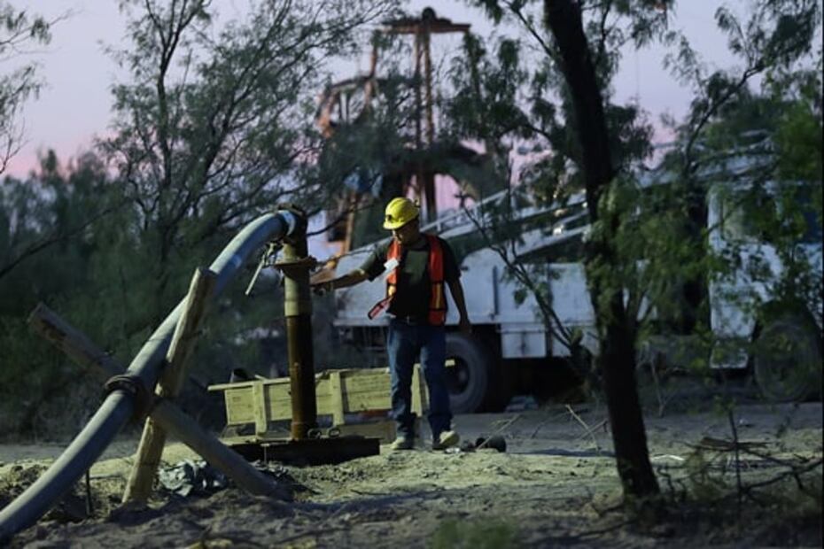 ¿Quiénes son los mineros atrapados en el pozo de carbón en Sabinas, Coahuila?