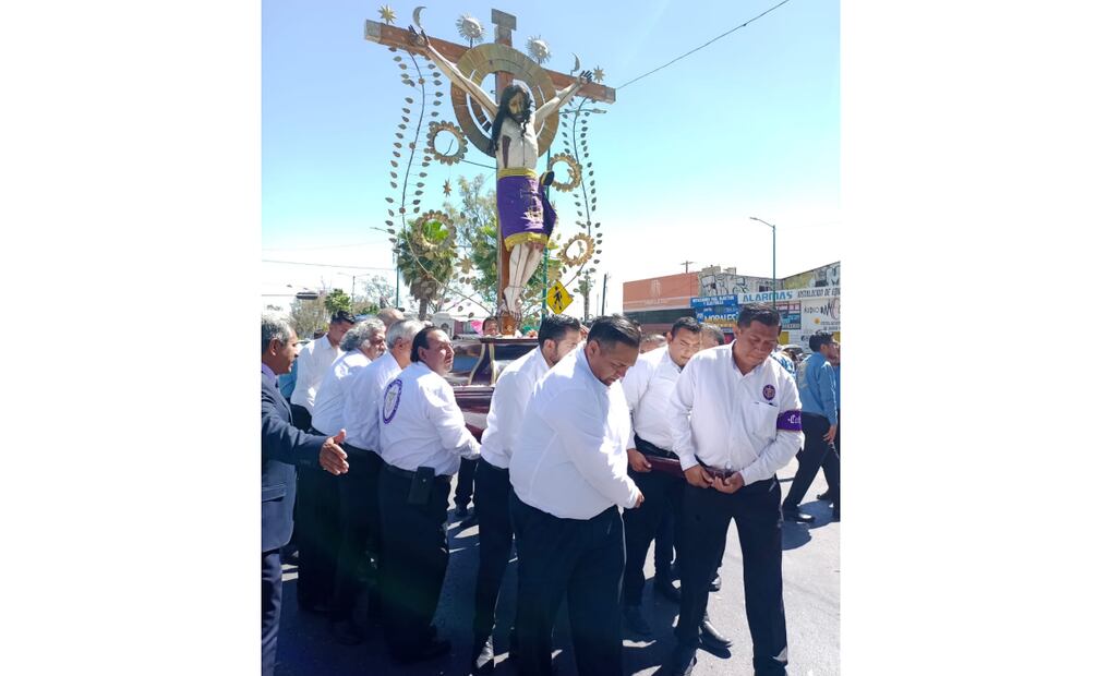 La historia de Jorge Camarillo Reyes comenzó hace más de 20 años cuando decidió ser costalero (18/04/2025). Foto: Cortesía Alex Hernández / Cofradía El Señor del Saucito