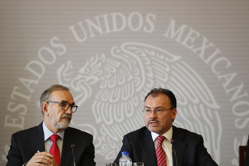 El subsecretario para América del Norte, Carlos Sada, y el canciller Luis Videgaray. Foto: EFE