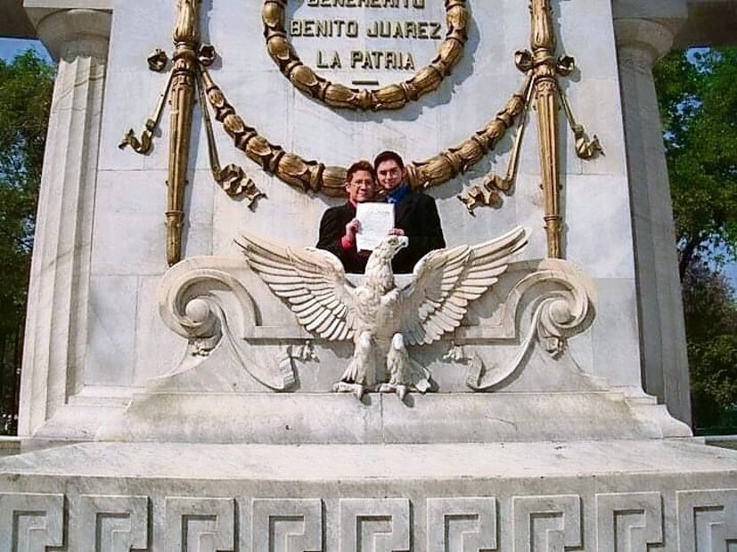 Hiro y Joako se casaron en el año 2009 frente al Hemiciclo a Juárez, en la alcaldía Cuauhtémoc, en la Ciudad de México. Foto: Emilio Vázquez EL UNIVERSAL
