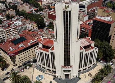 FOTOS “El Moro”: brillo y ocaso del edificio emblema de la Lotería Nacional