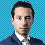 Sarkozy revive pleito con Calderón y AMLO alista ofensiva